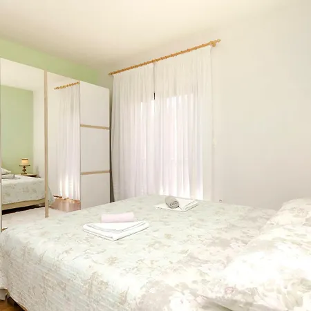 Miranda Apartamento Šibenik